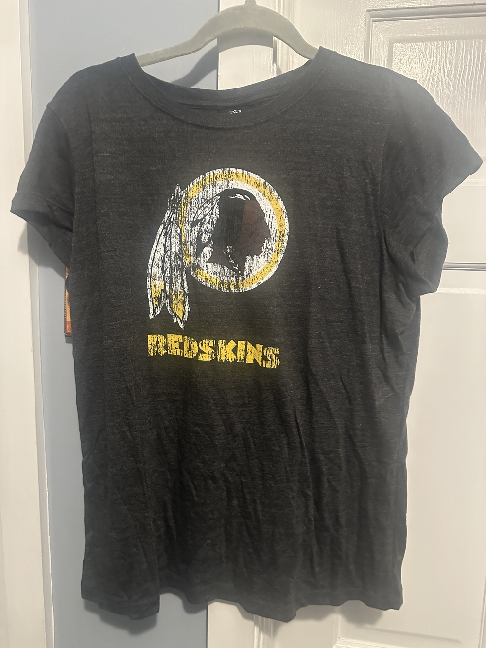 NFL Black Short-Sleeve Vintage Redskins Logo Tee